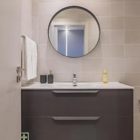 Almada 180 * بورتو