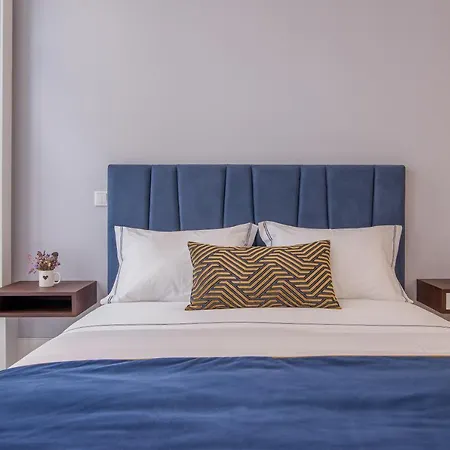 Apartman Almada 180 *