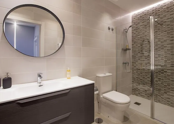 Apartment Almada 180