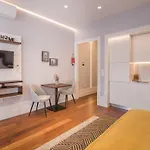 Almada 180 Apartment Porto