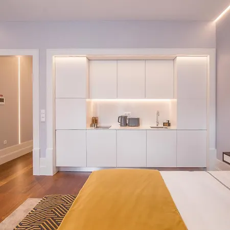 Almada 180 Порту