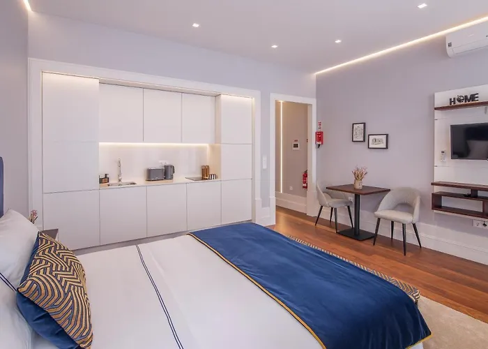 Almada 180 Apartament *