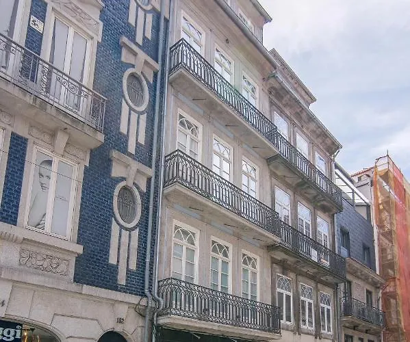 Almada 180 Appartement *