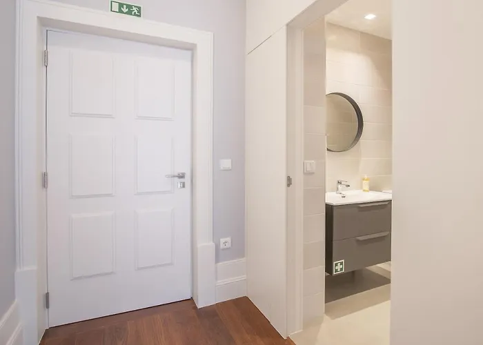 Апартаменты Almada 180 *