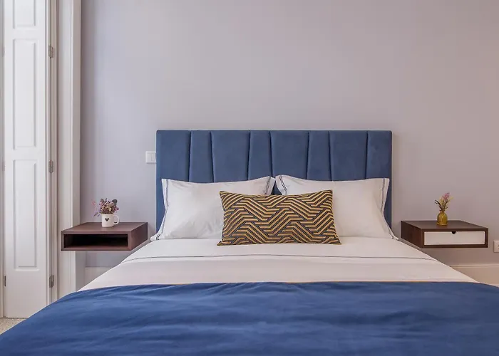 Apartament Almada 180 *